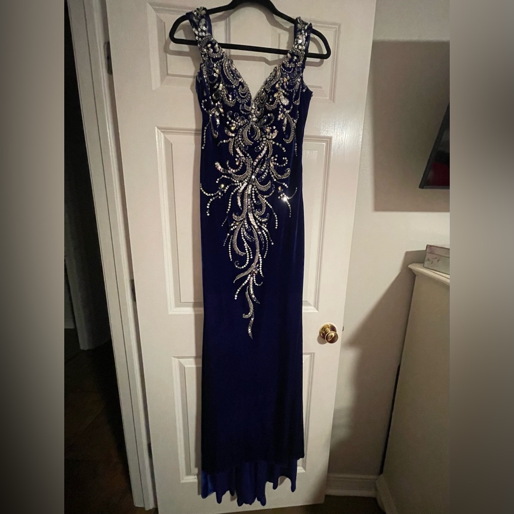Elegant Blue Evening Dress with Silver Embellishments